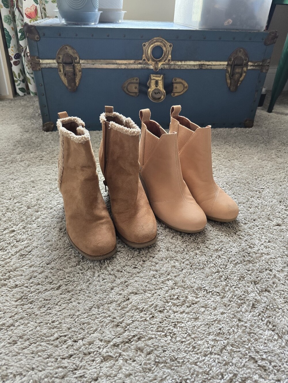 Women's Boots Size 7 Toms, Wonderly